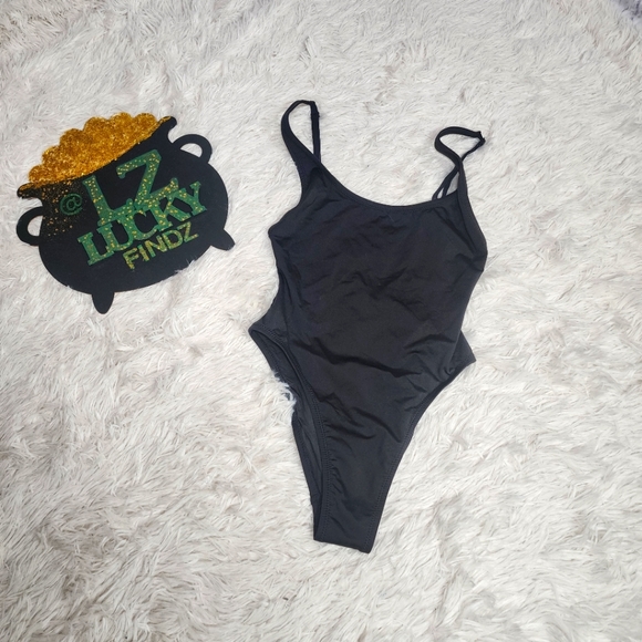 SKIMS SWIM SCOOP NECK ONE PIECE/ ONYX/ XS/NWT/ SWIMSUIT 🩱 - Picture 6 of 13